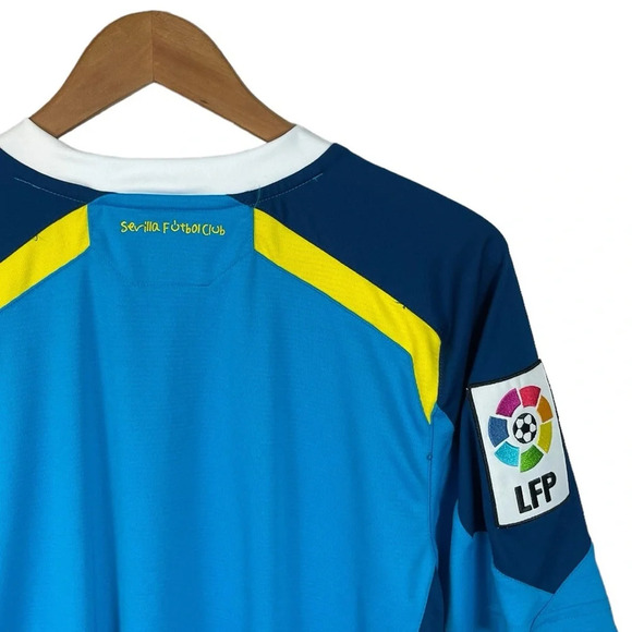 TS912 NWT Mens Warrior Sevilla Spain Soccer Club Football Jersey L - Picture 8 of 9